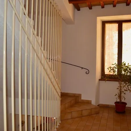 Residenza San Jacopo ゲストハウス スペッロ